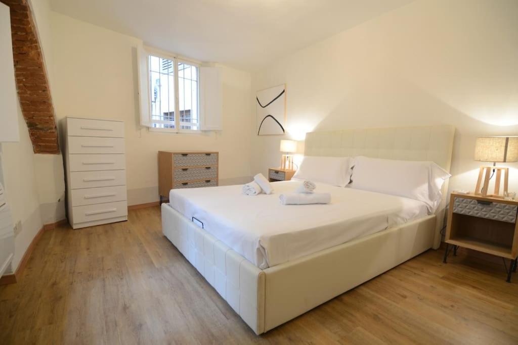 Keys Of Italy - Sprone 15 - 2 Bedroom Family Apartment By Ponte Vecchio Firenze Eksteriør bilde